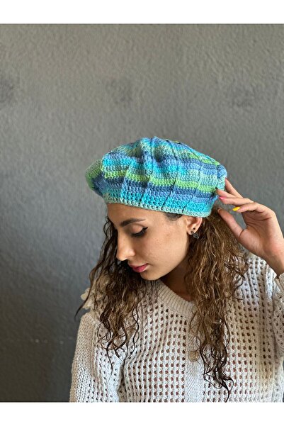 Gönülden Tasarım Hand Knitted French Painter Women's Beanie