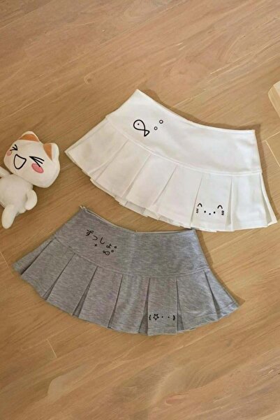 Karakedi White Pleated Fish and Cat Printed Micro Shorts Skirt
