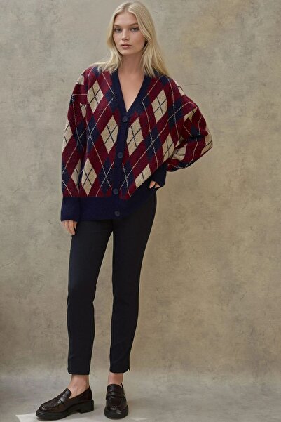 Hiccup Buttoned Long V-Neck Geometric Knitted Cardigan