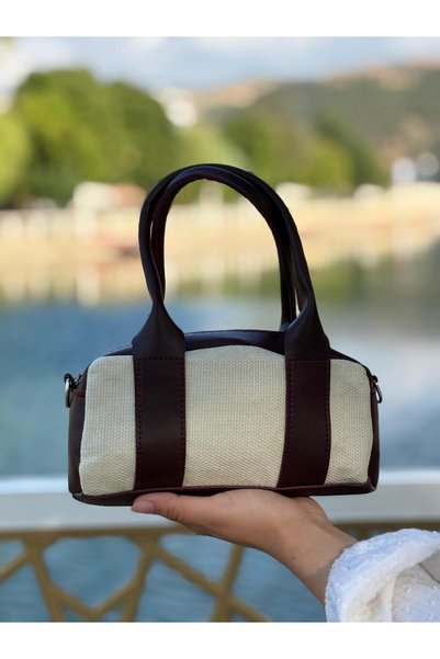 bag and shine Women's Shoulder and Hand Bag with Straw Burgundy Canvas Detail