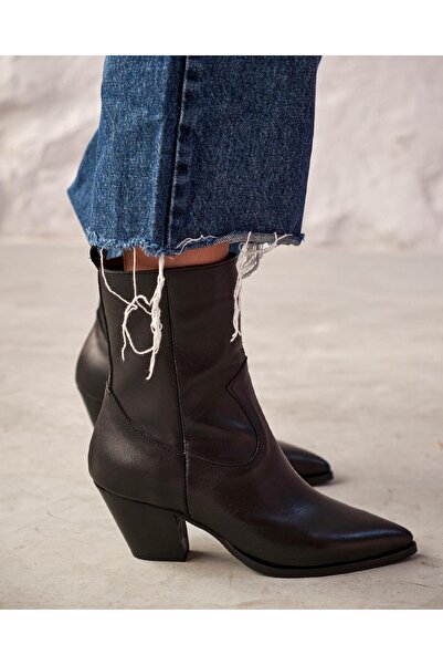 PELİN'İN AYAKKABILARI SÜLZ SİYAH DERİ KOVBOY BOT