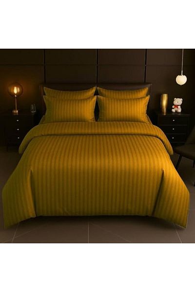 MAXQON 6-Piece Duvet Cover Set – Includes 1 Duvet Cover, 1 Fitted Sheet, 4 Pillowcases (Gold, King)