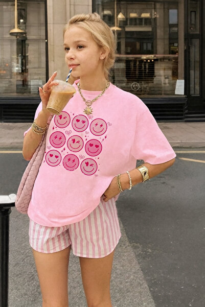 SVART WEAR تي شيرت بناتي مطبوع عليه Smile Emoji مصنوع من القطن بنسبة 100%