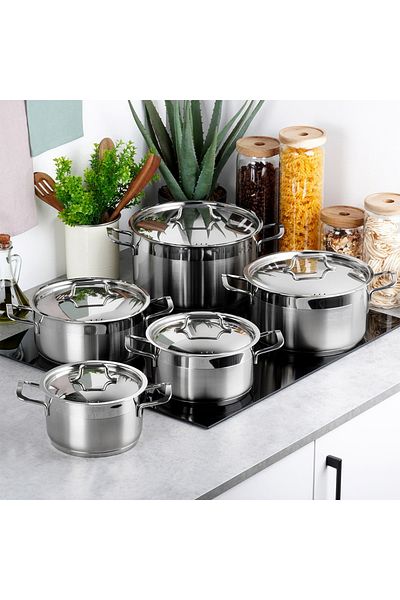 shumee ANETT 10-piece steel cookware set.