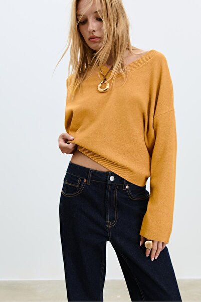 Stradivarius Basic yumuşak dokunuşlu örgü kazak