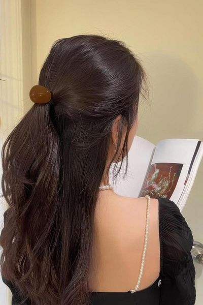 New Obsessions Acrylic Elastic Ponytail Buckle
