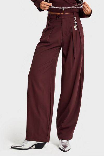 its basic Women's Burgundy Color Accessory Detailed Loose Cut Woven Fabric Special Design Trousers