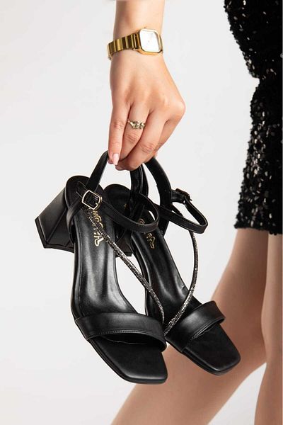 AYENDE MODA Casual Women's Black Stone Low Sandals Daily Wear Classic Shoes