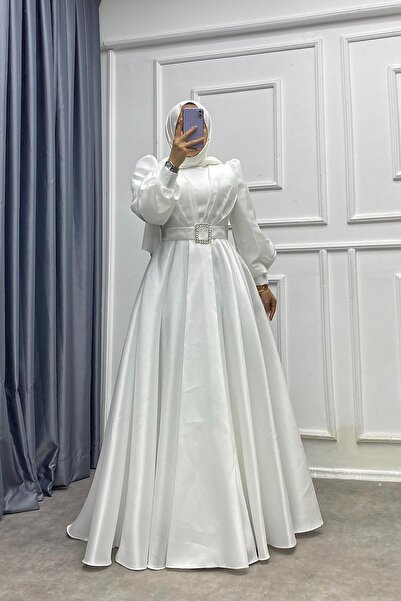 dubai showroom Toka Kemer Janjan Abiye Beyaz