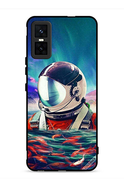 Covernex غطاء حماية لهاتف Infinix GT 30 Pro بتصميم رائد فضاء في بحر الأسماك