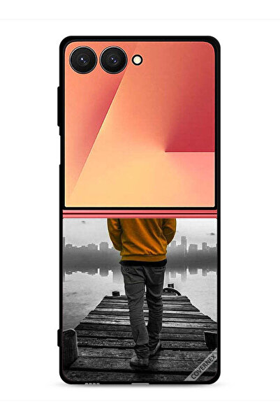 Covernex غطاء حماية لهاتف Samsung Galaxy Z Flip7 بتصميم فتى حزين يمشي