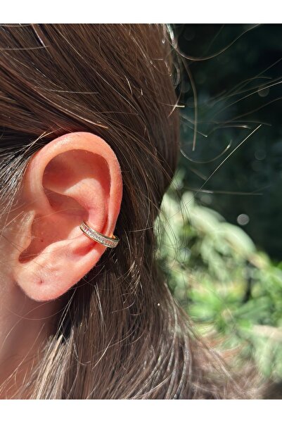 Begin Aksesuar altın rengi taşlı ince deliksiz kıkırdak küpe