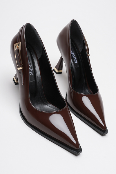 AleWomen Γυναικείο στιλέτο με τακούνι 10 εκ. από λουστρίνι καφέ Poni