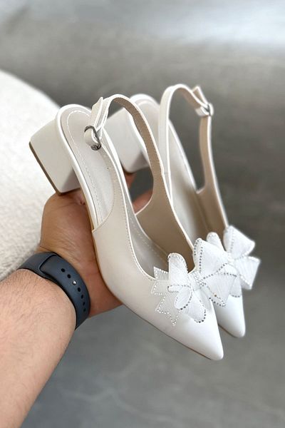 MODAADAM Women's Howen Low Heeled Shoes - White-Leather
