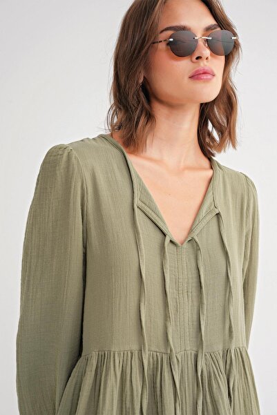 Mixray 4739 Γυναικείο φόρεμα μουσελίνας με γιακά με δέσιμο Çağla