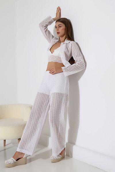 Dreamlike Lace Patterned Jacquard Lining Shorts Trousers – Summer Transparent Detail