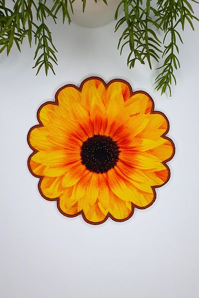 decofav Sunflower Design Embroidery Edge Fabric Cocktail Napkin 1 Piece