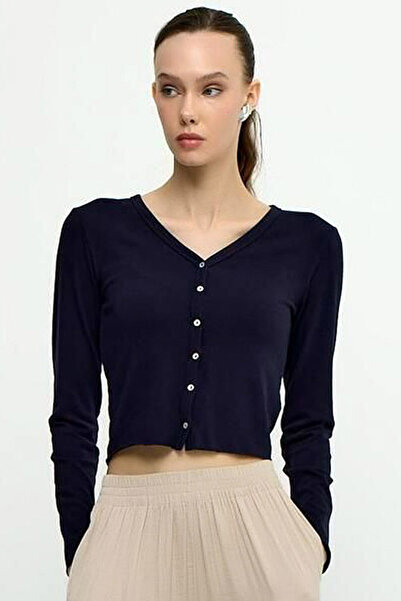 MissKybele Uzun Kollu Mevsimlik V Yakalı Düğme Kapamalı Likralı Esnek Dar Fit...