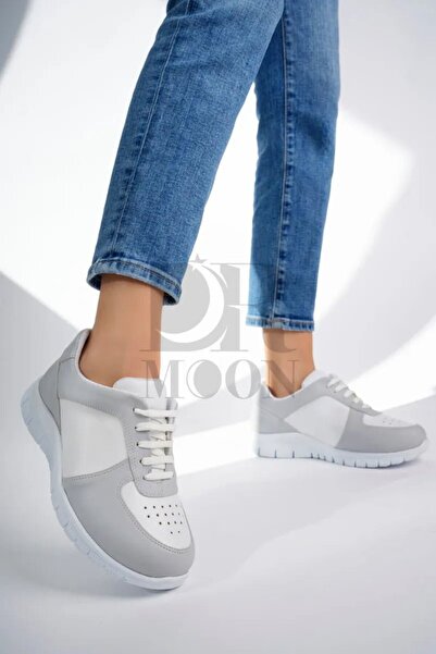 DRMOON Women's sneakers in white - gray