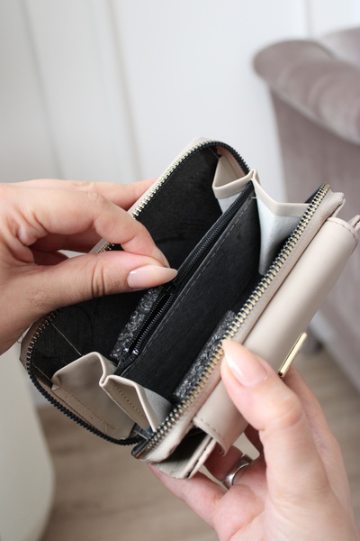 Mimoza Women's Beige Two-Compartment Zippered Wallet with Crocodile Pattern