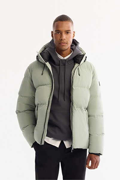 Avva Men's Nile Green Hooded Collar Fiber Padded Coat B006046