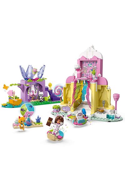 LEGO Sweet Confectionery Mountain and Cat Garden 11205 - with a Child of 4 Years and over