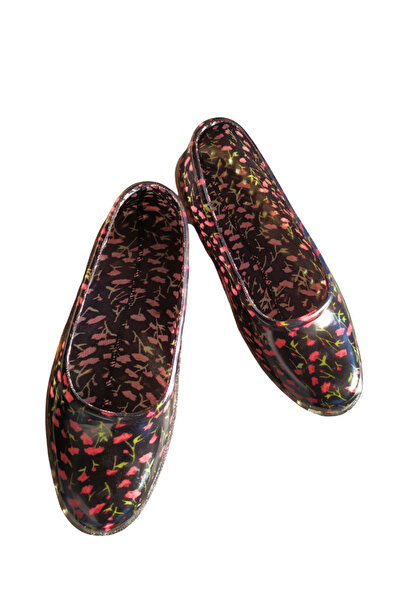 ÇİÇEKBAĞ ÇİÇEK DESENLİ LASTİK AYAKKABI