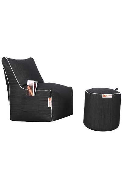 fluffy Black bean bag chair with comfortable pouf - modern design suitable for living rooms and game rooms