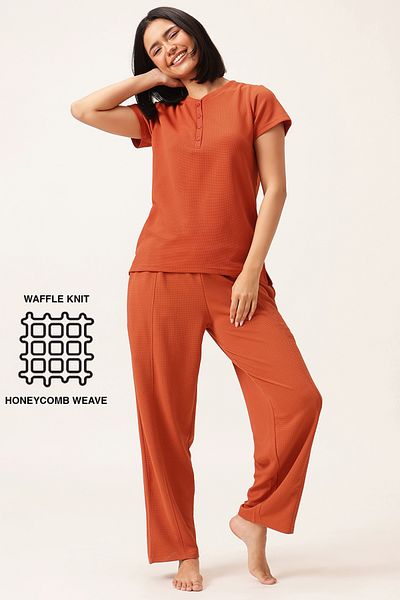 Clovia Chic Basic T-shirt & Pyjama Set in Brick Red - Waffle