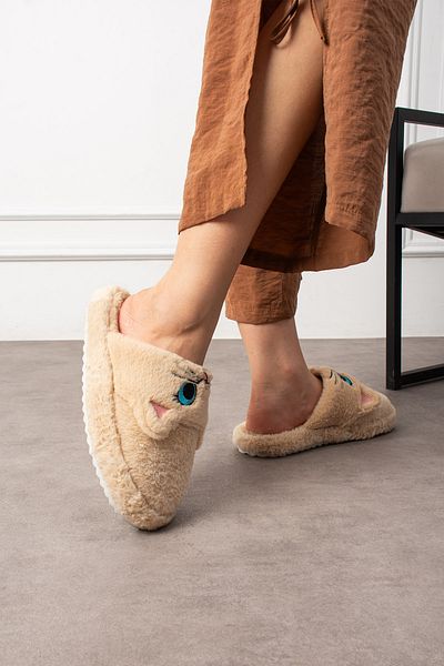 StWenn Cat Figured Women's House Slippers Soft Plush Non-Slip Sole