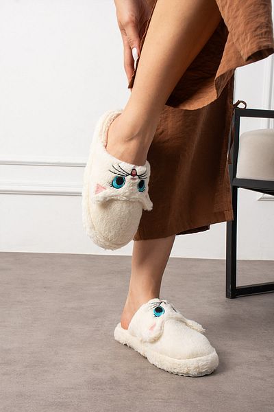StWenn Cat Figured Women's House Slippers Soft Plush Non-Slip Sole