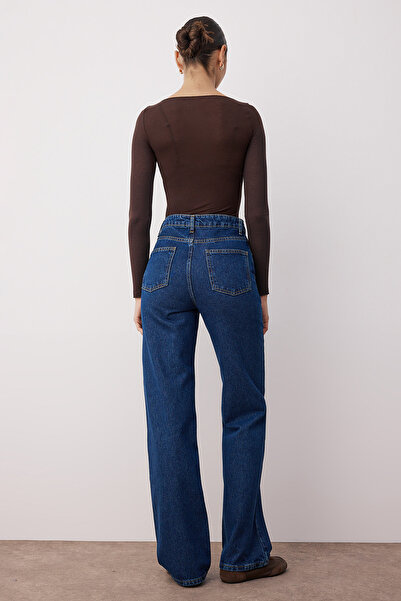 Trendyol Collection Sötétkék magas derekú széles lábú farmer TWOSS23JE00068