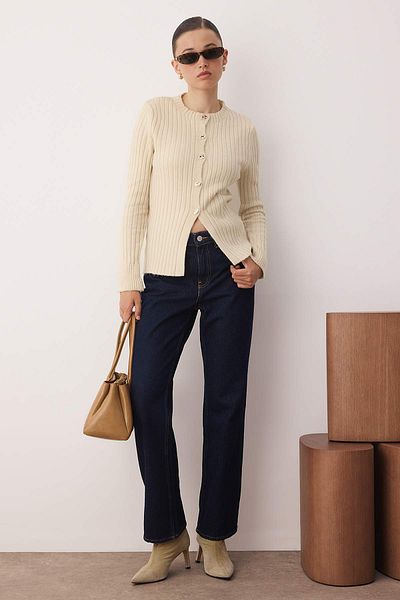 Trendyol Collection Stone Button Detailed Soft Textured Slit Detailed Knitwear Cardigan Twoaw26Hi00096