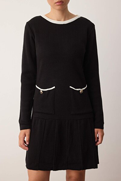 Trendyol Collection Black Color Block Extra Short / Super Mini Knitwear Dress Twoaw26El00108