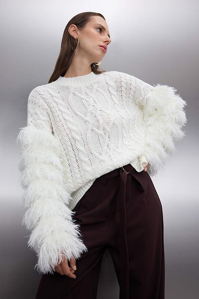 Trendyol Collection Ecru Wide Fit Sleeve Tassel Detailed Knitwear Sweater Twoaw26Kz00049