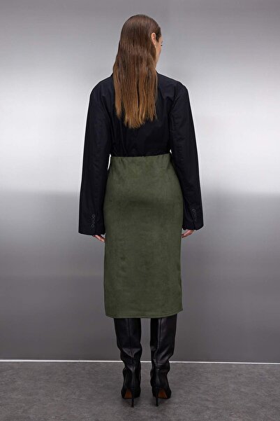 Trendyol Collection Fustă creion midi din piele întoarsă kaki cu deschidere TWOAW26ET00018