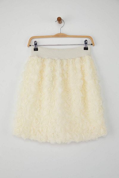 Trendyol Collection Ecru Tulle Rose Detailed Mini Skirt Twoss25Et00217