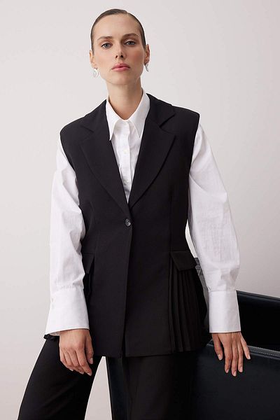 Trendyol Modest Black Ruffle Detailed Woven Bottom - Top Set Tctaw26Us00039