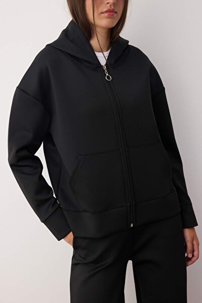 Trendyol Collection Μαύρο υφασμάτινο πλεκτό αθλητικό μπουφάν με φερμουάρ THMAW26SK00006
