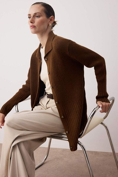 Trendyol Modest Light Brown Buttoned Knitwear Cardigan Tctaw26Th00004