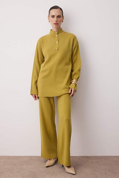 Trendyol Modest Oil Green Gold Button Knitwear Bottom-Top Set Tctaw26Us00004