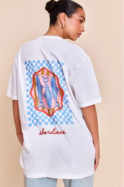 The Champ Clothing Women's Oversize Summer White Fish Pattern Casual T-Shirt – Sardines Printed Fashion