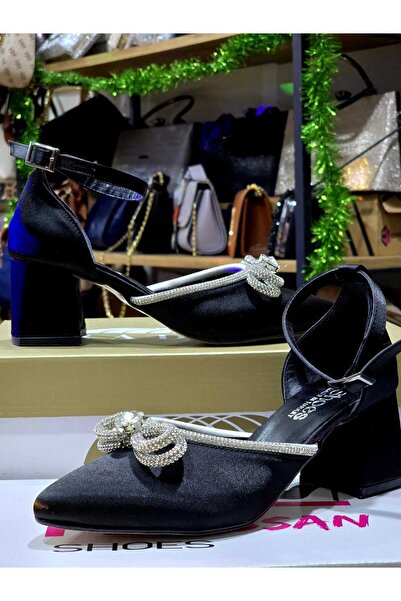 trendnisa Saten Fiyonk Taşlı Kalın Topuklu Ayakkabı