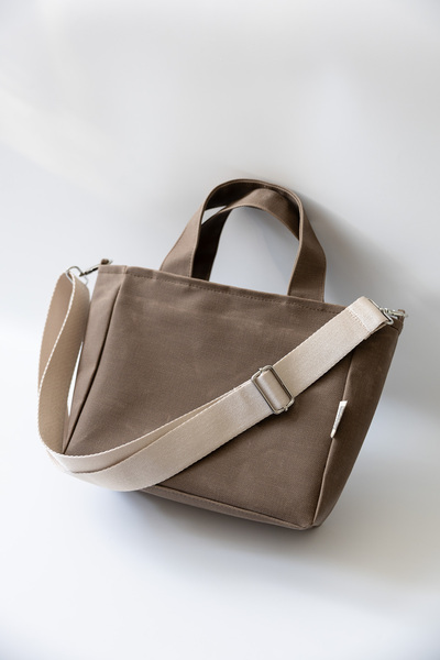 Nora Midi Waxed Canvas Women's Hand and Shoulder Bag Brown