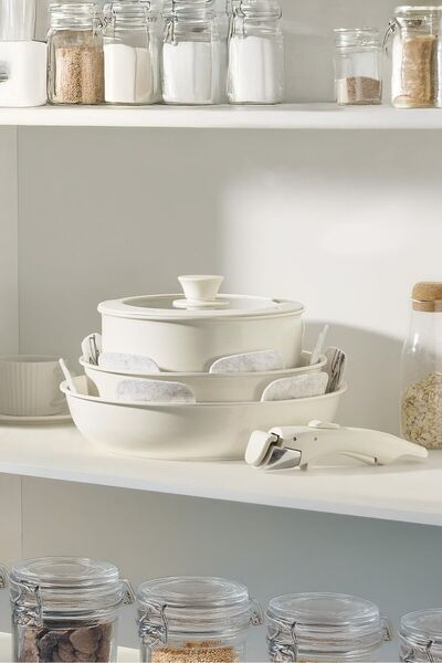 Perotti Cookpro Beige 15 Piece Interlocking Induction Ceramic Coating Cookware Set with Detachable Handles