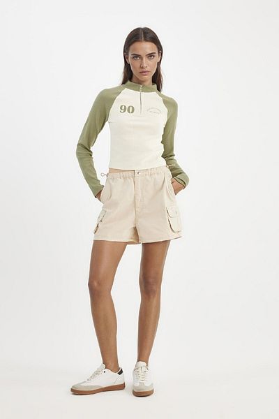 DeFacto Coool 100% Cotton Regular Fit Normal Waist Short Leg Gabardine Shorts A3688Ax24Hs