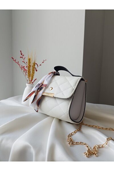 VivazzaLuxe White Mini Women's Hand and Shoulder Bag with Gold Strap – Minimal and Stylish Touch