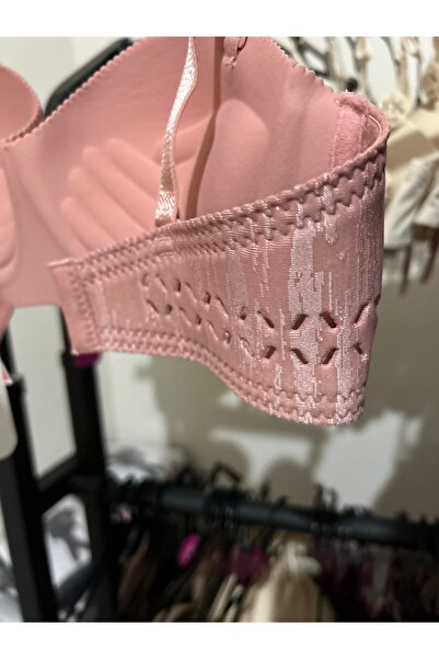 Clothes Box Σουτιέν στράπλες με επένδυση κοπής με λέιζερ και αφαιρούμενο λουράκι