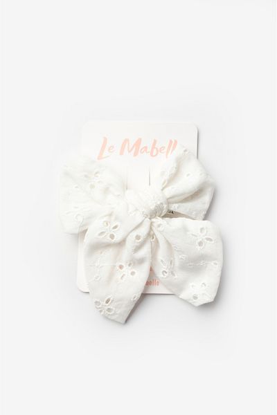 Le Mabelle White Scallop Bow Girl Child Clip Buckle