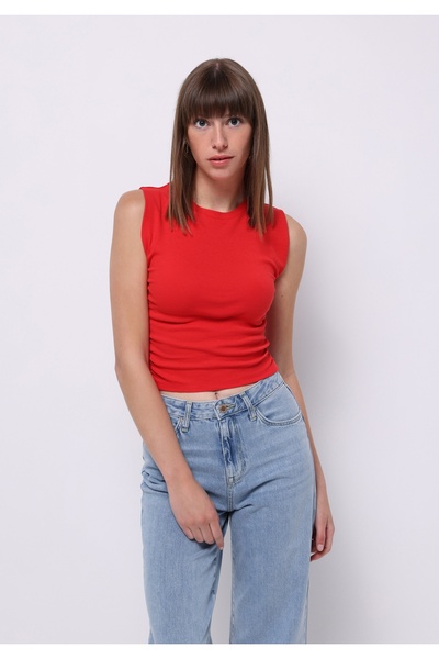 Colin's Slim Fit Sleeveless Women's Red Undershirt